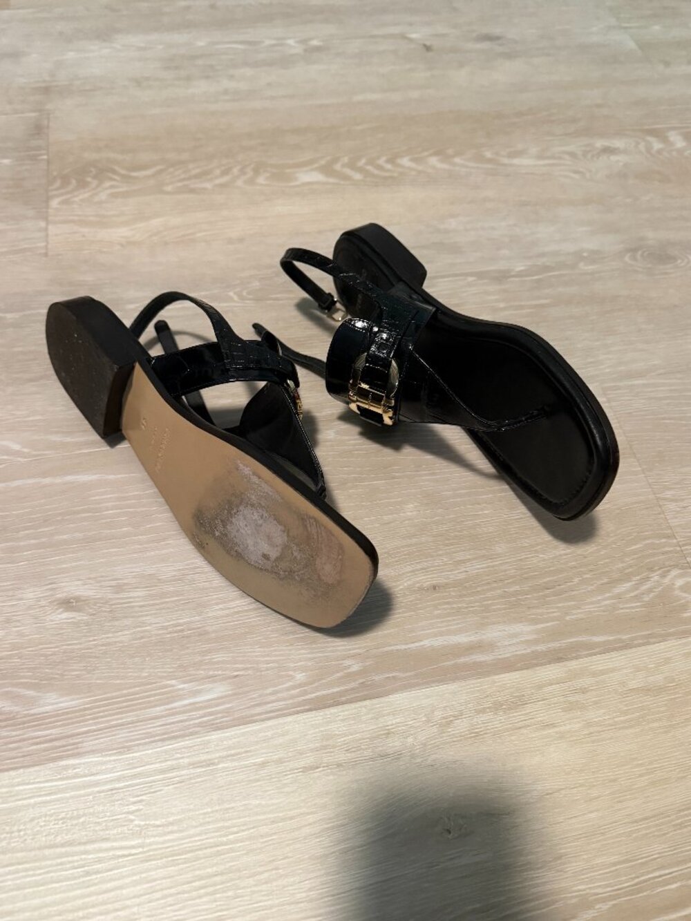 Salvatore Ferragamo Black Croc Embossed Leather Gancini Sandals Gold Buckle - Picture 2 of 4